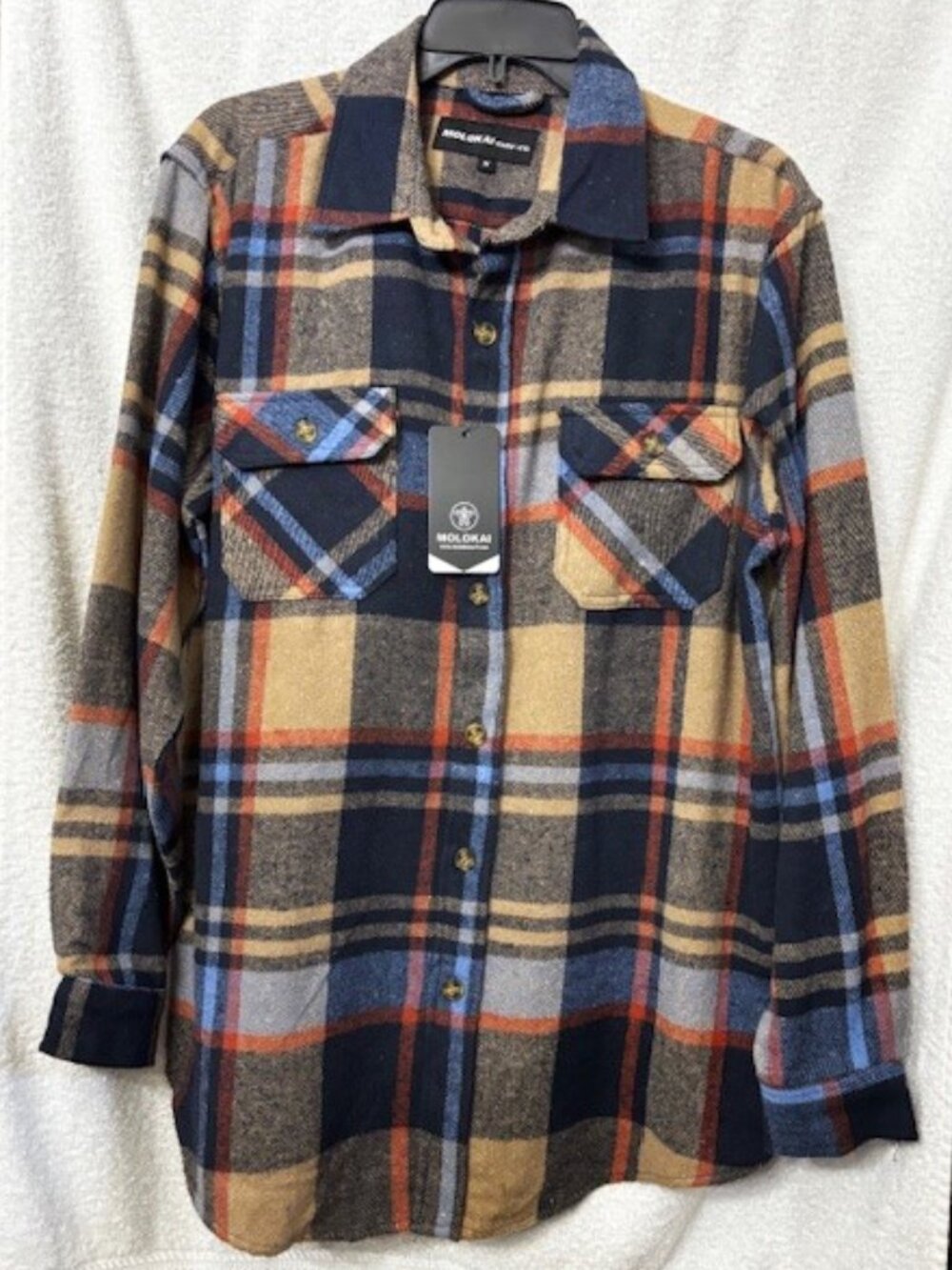 Molokai long sleeve button close plaid shirt NWT Size M